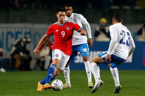 Alexander Aravena-Chile-La Roja-vs-Cuba-2023