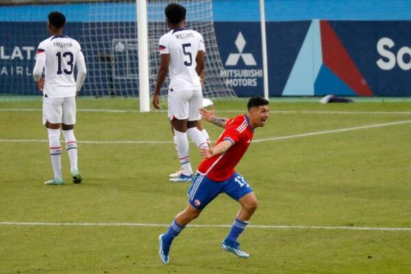 Cesar Perez-Chile-vs-Estados Unidos